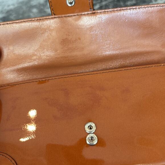 Kenneth Cole Caramel Patent Leather Wallet - Picture 7 of 7